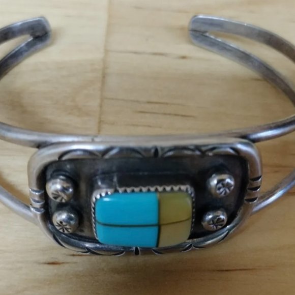 Vintage Native Turquoise & Mother of Pearl Sterling Silver Cuff Bracelet - Picture 2 of 4